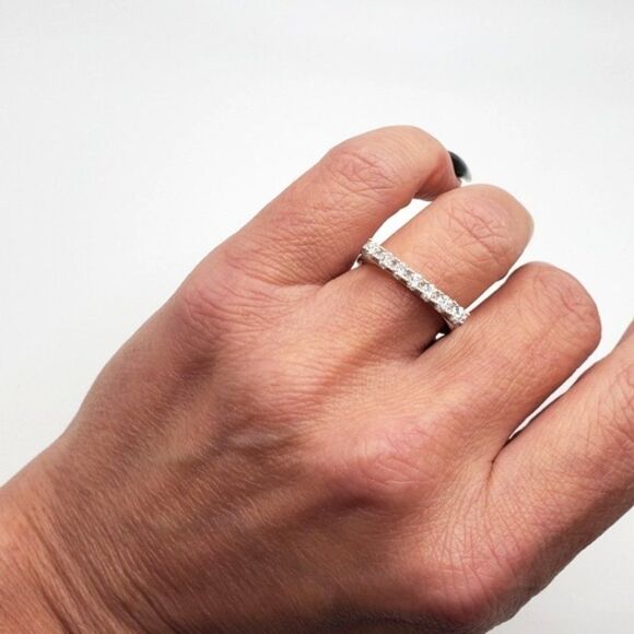 0.56 cttw Moissanite Bar Top Statement Ring in 925 Sterling Silver - Picture 2 of 4